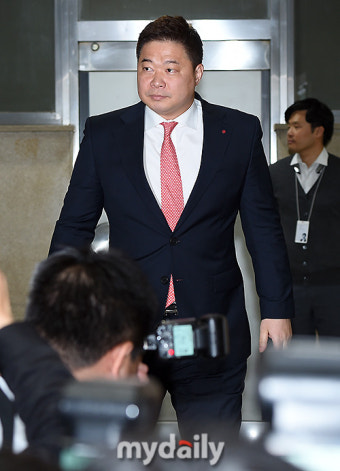 [MD포토] 현주엽 감독 'LG 세이커스 감독으로 취임'