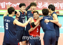 [MD포토] 한국 '체코 상대로 짜릿한 승리의 기쁨'