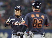‘강우콜드’ 한화-삼성, 연장 11회 7-7 무승부