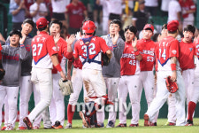 [MD포토] 하이파이브 KIA 주중 3연전 위닝시리즈 성공