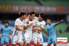 울산, 대구에 3-1 승리…선두 전북과 승점 3점차 