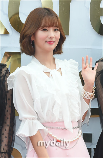 [MD포토] 에이핑크 윤보미, '손만 들어도 예쁘죠?'