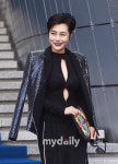 [MD포토] 춘자 아찔한 드레스로 시선집중