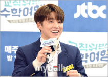 [MD포토] 비아이 수학여행 오락부장 맡았어요