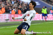 '손흥민 결승골' 토트넘, 크리스탈 팰리스에 1-0 승