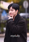 [MD포토] 가수 필독 보라가 반한 잘생김?