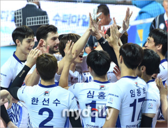 [MD포토] 대한항공 '우리카드에 3셋트 만에 승리'