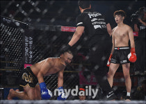 [MD포토] 후쿠야 켄지, 로우블로우 너무 하잖아