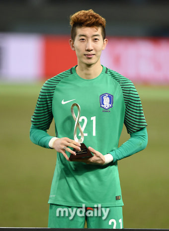 [MD포토] 조현우 '골키퍼상 받았어요'