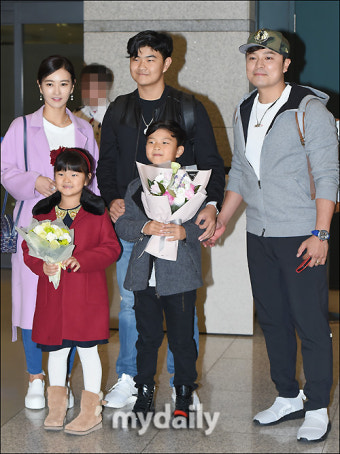 [MD포토] 추신수, '단란한 가족사진'