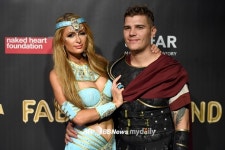 [MD할리우드]패리슨 힐튼과 약혼 크리스 질카, ‘어메이징 스파이더맨’ 출연한 배우