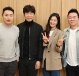 김성은, 정찬우 김태균 이종혁과 함께 컬투쇼 인증샷