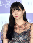 [MD포토] 이솜 딱 인형 눈빛