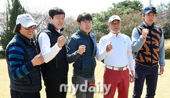 [MD포토] 조광래-차범근-신태용-김호곤-홍명보 '한국 축구를 위해'