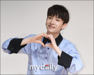 [MD포토] 멋진녀석들 호령, 수줍게 건네는 하트