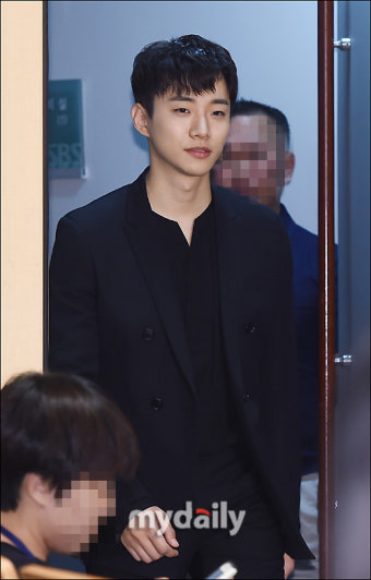 [MD포토] 준호, '최고의 중식요리사 왔습니다'
