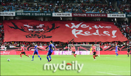 [MD포토] 축구대표팀, '위 더 레즈'