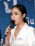 [MD포토] 김민정 대본 읽으면서 10년만에 설레였다