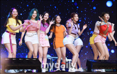[MD포토] 모모랜드, 신나는 무대