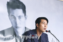 [MD포토] 정우성 "25년 영화배우 생활을 돌아볼수 있는 시간"