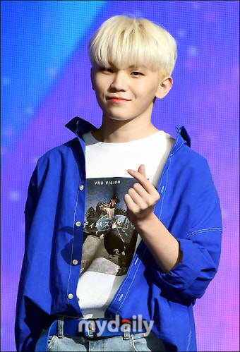 [MD포토] 세븐틴 우지, '깜찍한 미소'