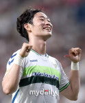 [MD포토] 최보경 오늘의 주인공은 나야 나