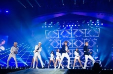 위너와 떠난 160분간의 피서 콘서트…컴백 떡밥까지 [종합]