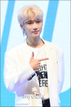 최종병기 활, 복귀…더보이즈, 12인 완전체로 라잇 히어 컴백 [종합]