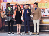 [MD포토] 신세경-안정환-박중훈-샘 오취리 국경없는 포차 엄지척