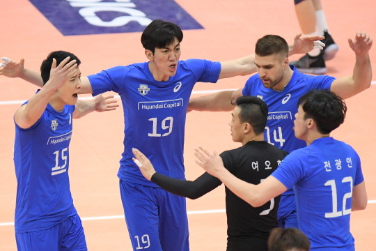 현대캐피탈, 12연승 기록 中무패 행진 이어가며 1위 유지