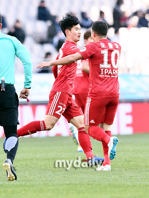 2025 쿠팡플레이 시리즈, 팀 K리그 김진규의 결승 골로 뉴캐슬 유나이티드 꺾고 우승