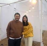 김기방 “팔불출 기분 좋아”, 미모＋재력 다 갖춘 아내 김희경과 다정한 한컷