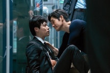 류준열 ‘돈’ 예매율 1위, 한순간에 빠져드는 명대사3 공개