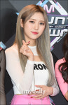 [MD포토] 모모랜드 제인, 수줍게 하트를