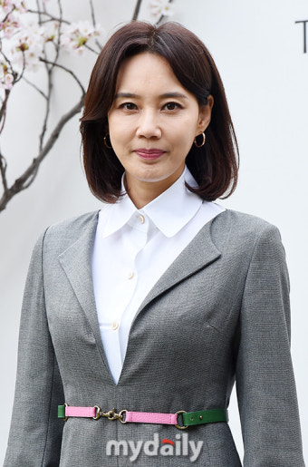 [MD포토] 오현경 '결혼식을 빛내는 미모'