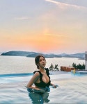 최소미, 여수바다 풀빌라에서 ‘역대급 볼륨 몸매’