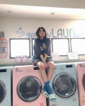 화보 같은 일상…안소희, 모델 뺨치는 포스