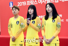 [MD포토] 김민정,정보람,강가애 대표팀 골문은 우리가 책임진다