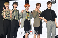 [MD포토] 엔티크, 5인조 됐어요