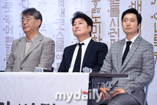 [MD포토] 송강호-박해일-조철현 감독 '故 전미선을 애도'