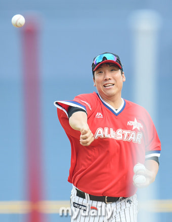 [MD포토] 김현수 '올스타전을 즐기며'