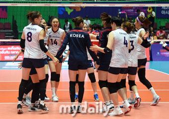 [MD포토] 여자배구 대표팀 '대만 상대로 세트 스코어 3-0 완승'
