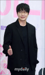 [MD포토] 성시경, 노래에 반하다 엄지척
