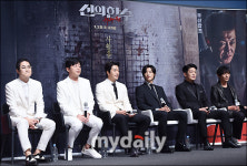 [MD포토] 신의한수, 오늘은 우리가 바둑돌