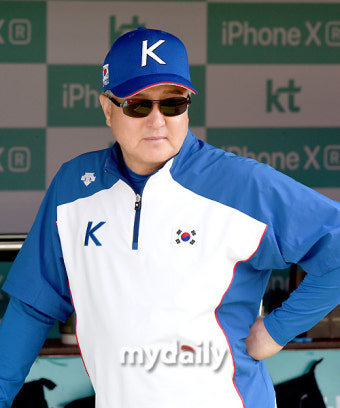 [MD포토] 김경문 감독 '야구대표팀 훈련 시작'