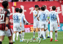 [MD포토] 울산 현대 'FC서울 상대로 1-0 승리'