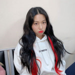 힙한 매력 철철…AOA 설현, 눈에 띄는 레드 브릿지