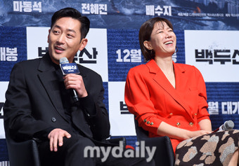 [MD포토] 하정우 '전혜진의 별명은 슈퍼개미'