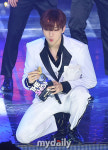 [MD포토] 더쇼 1위 강다니엘 붕어빵을 오물오물