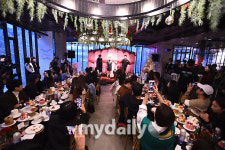 [MD포토] 앤디 워홀 케이크와 함께하는 케이크 살롱의 뜨거운 열기